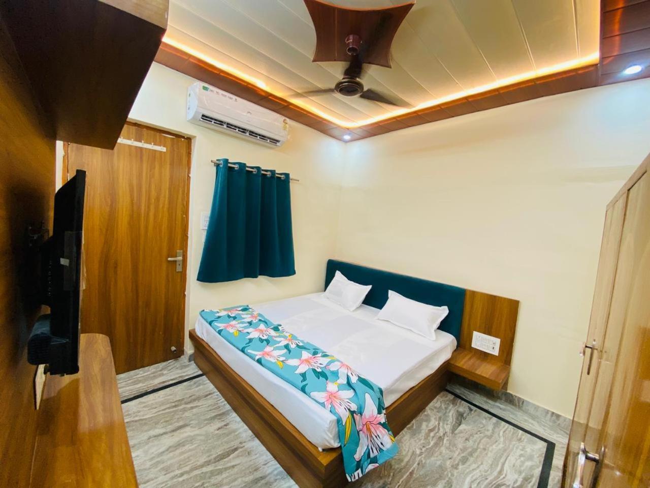 The Raman Palace- A Budget Hotel Mathura Luaran gambar