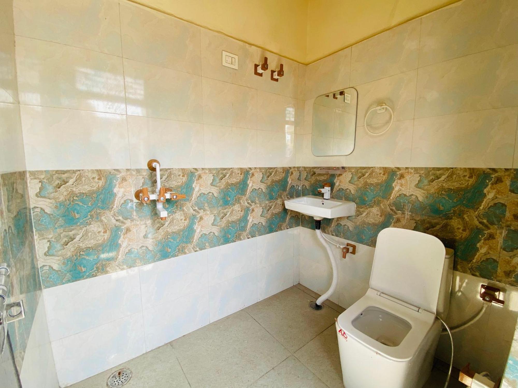The Raman Palace- A Budget Hotel Mathura Luaran gambar